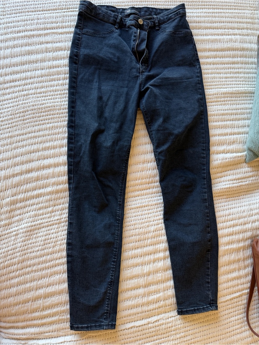 Zara Women’s Black Dark Wash Skinny Jeans size 12
